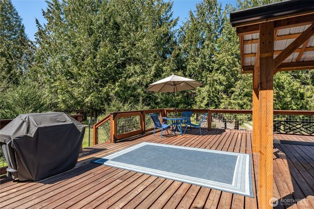 22418 Maple Drive NW, Lakebay, WA 98349
