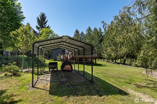 22418 Maple Drive NW, Lakebay, WA 98349