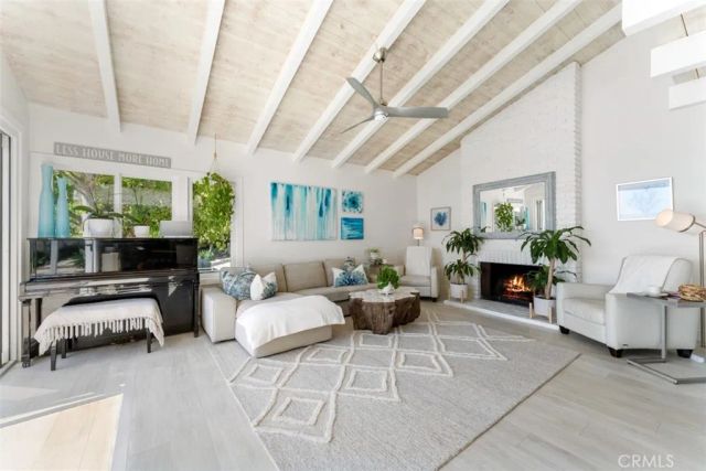 499 Nyes Place, Laguna Beach, CA 92651
