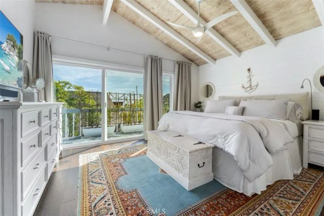 499 Nyes Place, Laguna Beach, CA 92651