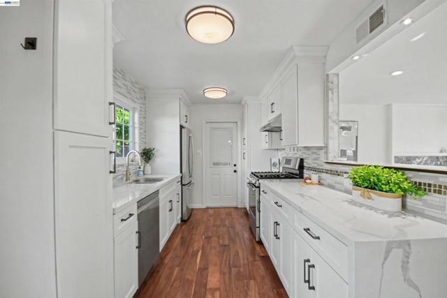 2815 Canterbury Dr,, Richmond, CA 94806