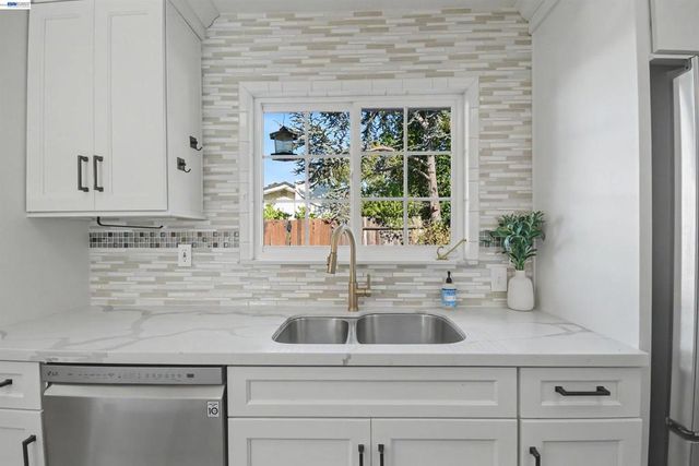 2815 Canterbury Dr,, Richmond, CA 94806