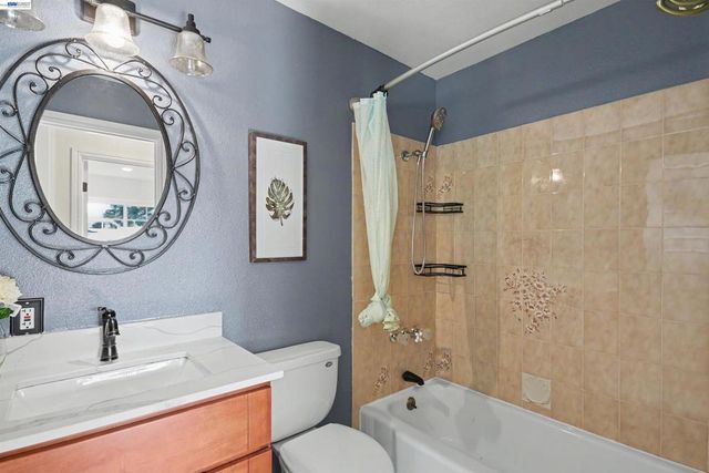 2815 Canterbury Dr,, Richmond, CA 94806