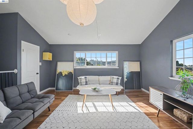 2815 Canterbury Dr,, Richmond, CA 94806