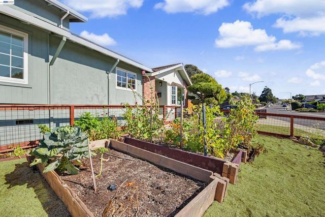 2815 Canterbury Dr,, Richmond, CA 94806
