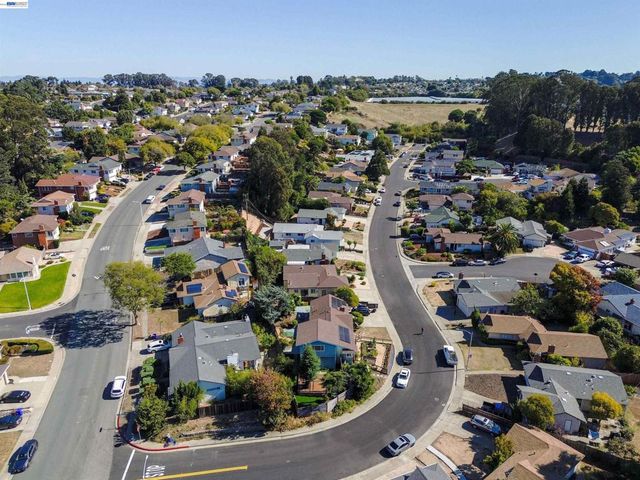 2815 Canterbury Dr,, Richmond, CA 94806