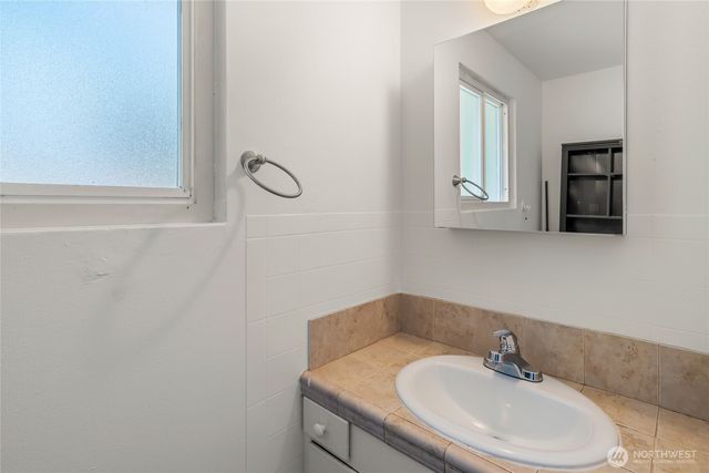 2114 S 128th Street, Seatac, WA 98168