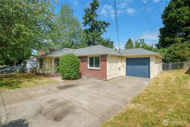 2114 S 128th Street, Seatac, WA 98168