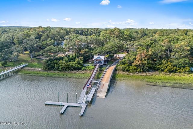 2115 Oyster Harbour Parkway SW, Supply, NC 28462