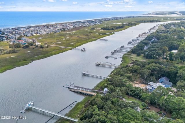 2115 Oyster Harbour Parkway SW, Supply, NC 28462