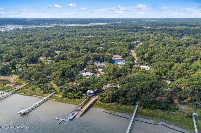 2115 Oyster Harbour Parkway SW, Supply, NC 28462