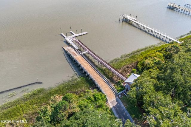 2115 Oyster Harbour Parkway SW, Supply, NC 28462