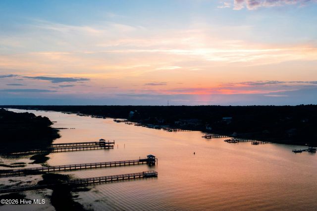 2115 Oyster Harbour Parkway SW, Supply, NC 28462