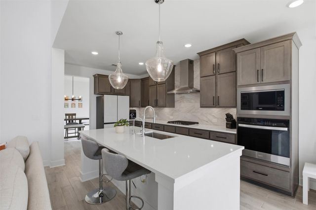 104 Basketflower LN, Georgetown, TX 78633