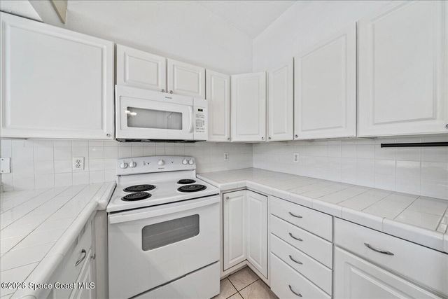 5283-5285 Palmetto Drive, Melbourne Beach, FL 32951