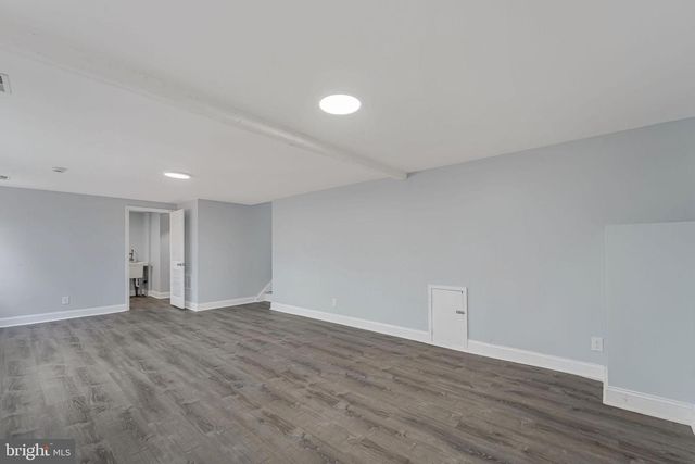 2405 N CUTHBERT DR, Lindenwold, NJ 08021