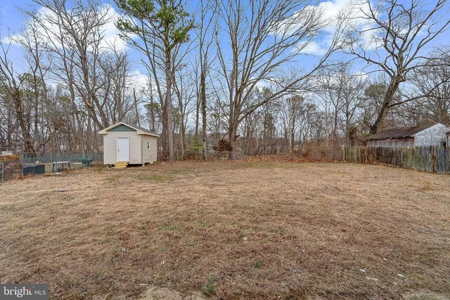 2405 N CUTHBERT DR, Lindenwold, NJ 08021