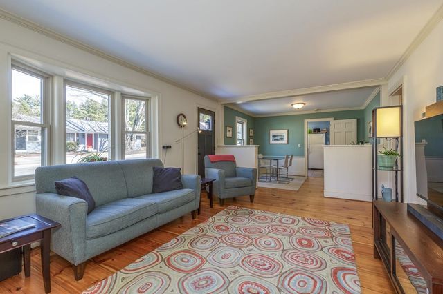 82 Penacook Road, Hopkinton, NH 03229