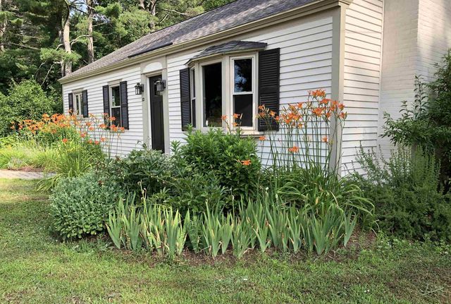 82 Penacook Road, Hopkinton, NH 03229