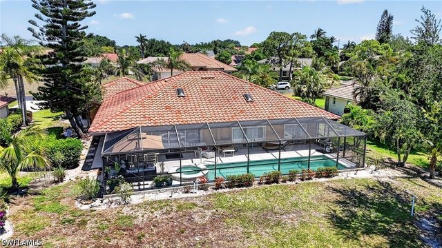 9879 El Greco CIR, Bonita Springs, FL 34135