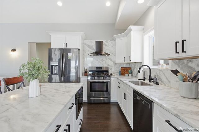 2430 Judah Road, Lake Orion, MI 48359