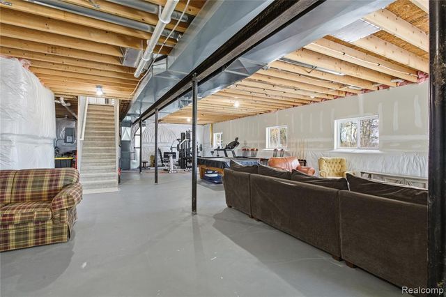 2430 Judah Road, Lake Orion, MI 48359