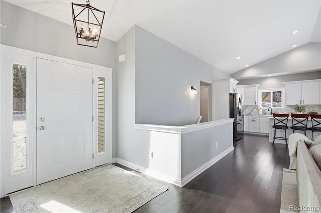 2430 Judah Road, Lake Orion, MI 48359