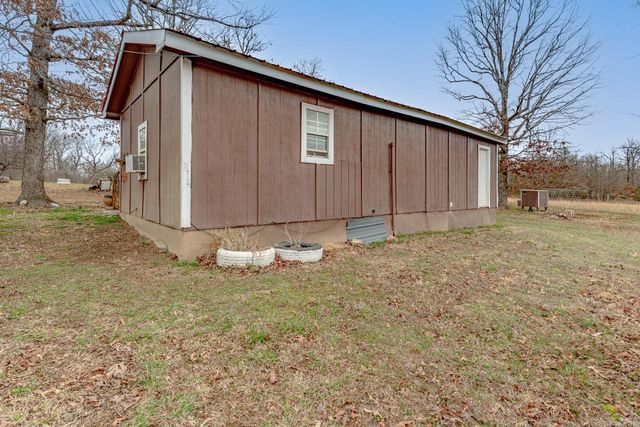 171 Dry Bone Rd, Ash Flat, AR 72513