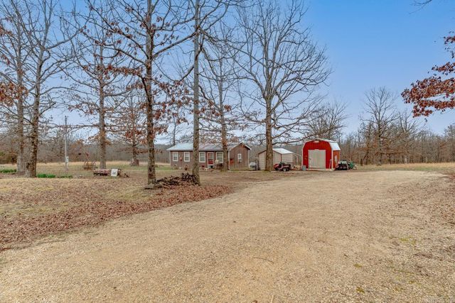 171 Dry Bone Rd, Ash Flat, AR 72513
