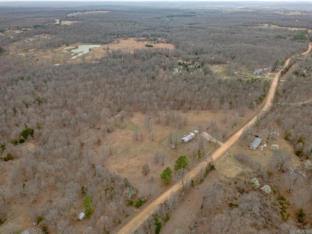 171 Dry Bone Rd, Ash Flat, AR 72513
