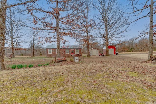 171 Dry Bone Rd, Ash Flat, AR 72513