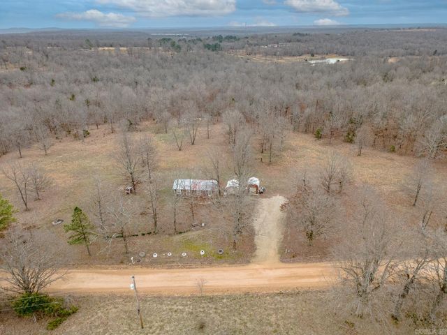 171 Dry Bone Rd, Ash Flat, AR 72513