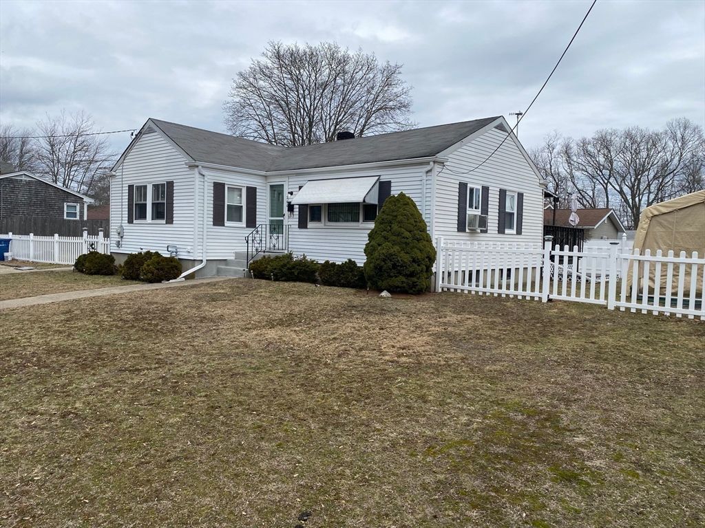 260 Lawrence, New Bedford, MA 02745