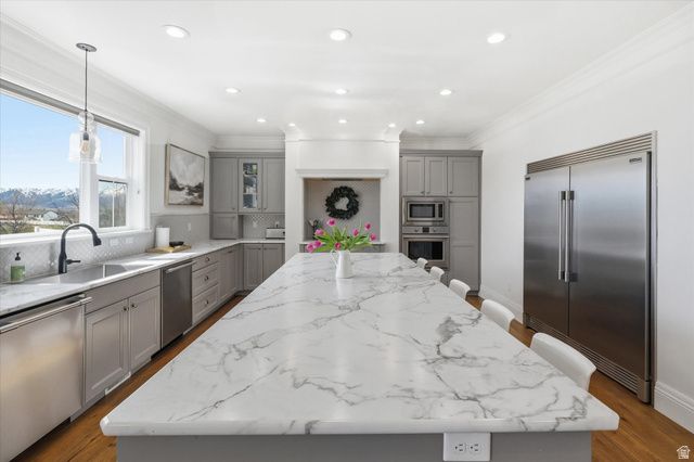 258 W 575 S, Providence, UT 84332