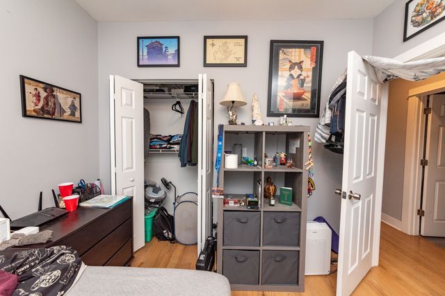 2437 N Ashland Avenue 1F, Chicago, IL 60614
