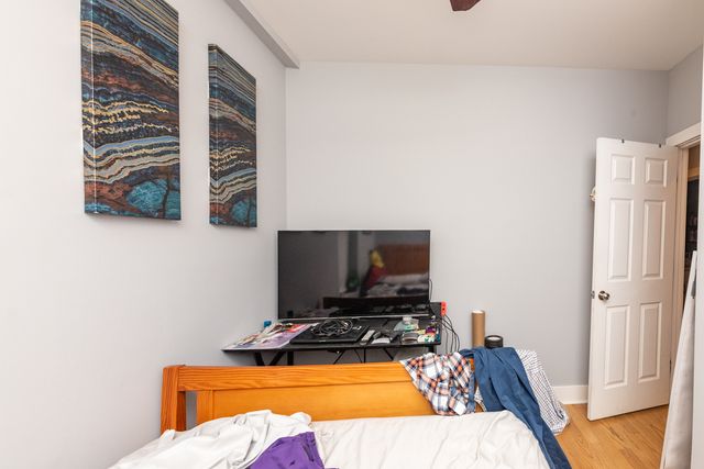 2437 N Ashland Avenue 1F, Chicago, IL 60614