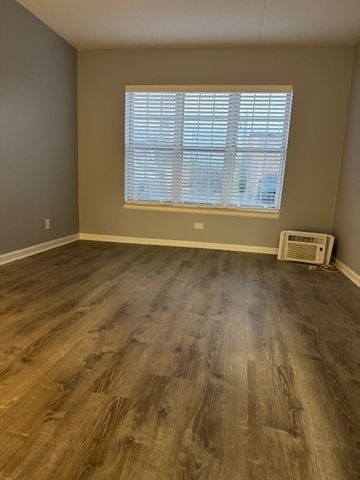 3857 N Harlem Avenue 101A, Chicago, IL 60634