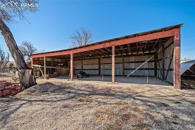 302 Meade Avenue, Pueblo, CO 81001