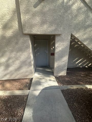 8425 Running Deer Avenue 103, Las Vegas, NV 89145