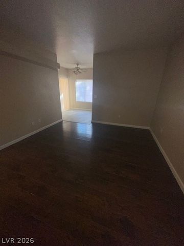 8425 Running Deer Avenue 103, Las Vegas, NV 89145