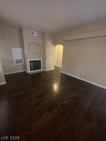 8425 Running Deer Avenue 103, Las Vegas, NV 89145