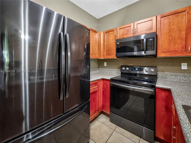 14053 SW 49th St 7, Miramar, FL 33027