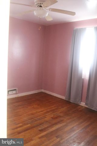 825 BARNABY ST SE, Washington, DC 20032