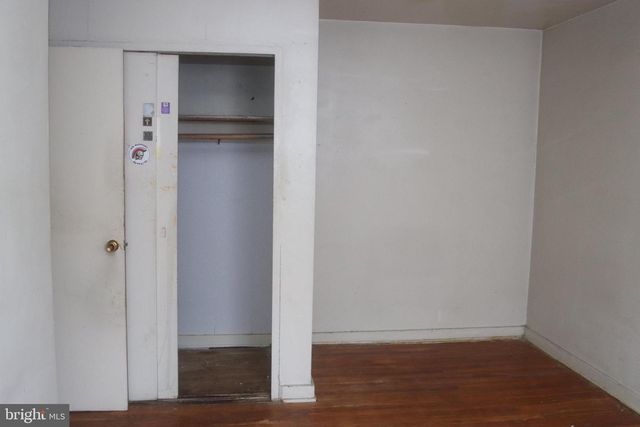 825 BARNABY ST SE, Washington, DC 20032