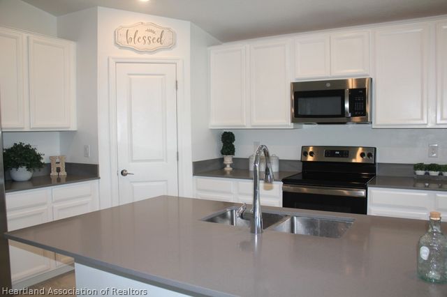 5010 Four Strand Court, St Cloud, FL 34772