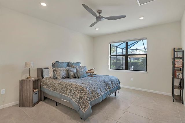 5721 SWEET LEAF WAY, Sarasota, FL 34238