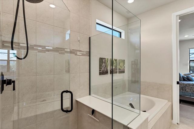 5721 SWEET LEAF WAY, Sarasota, FL 34238
