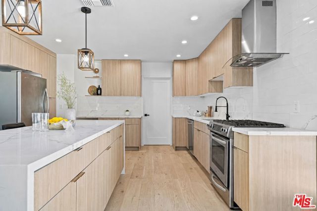 4955 Woodman Avenue, Sherman Oaks, CA 91423