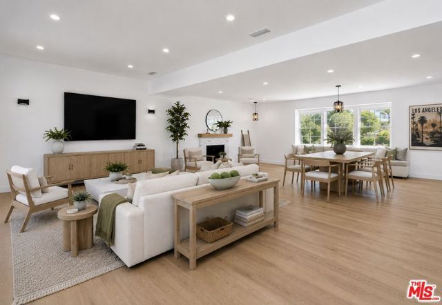4955 Woodman Avenue, Sherman Oaks, CA 91423