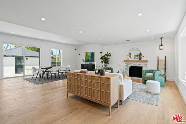 4955 Woodman Avenue, Sherman Oaks, CA 91423